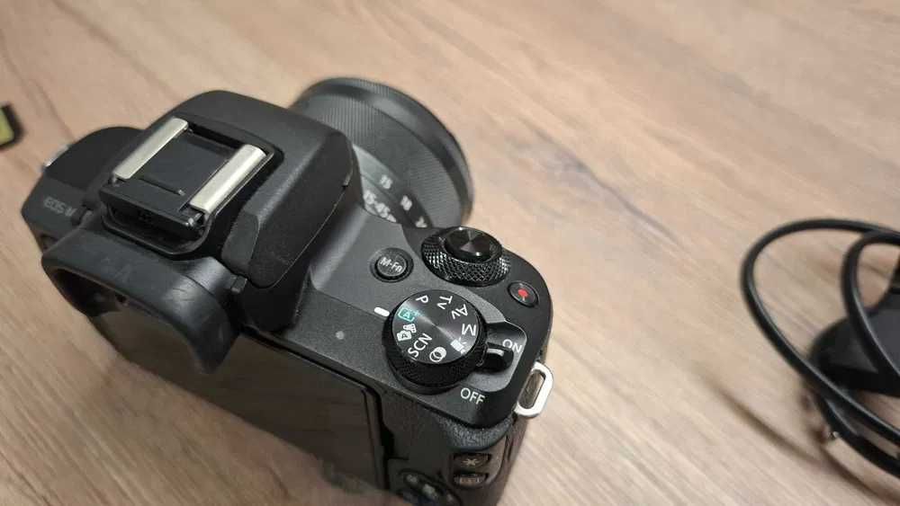 Canon M50 + Аксесоари | Пълно оборудване за един фотограф