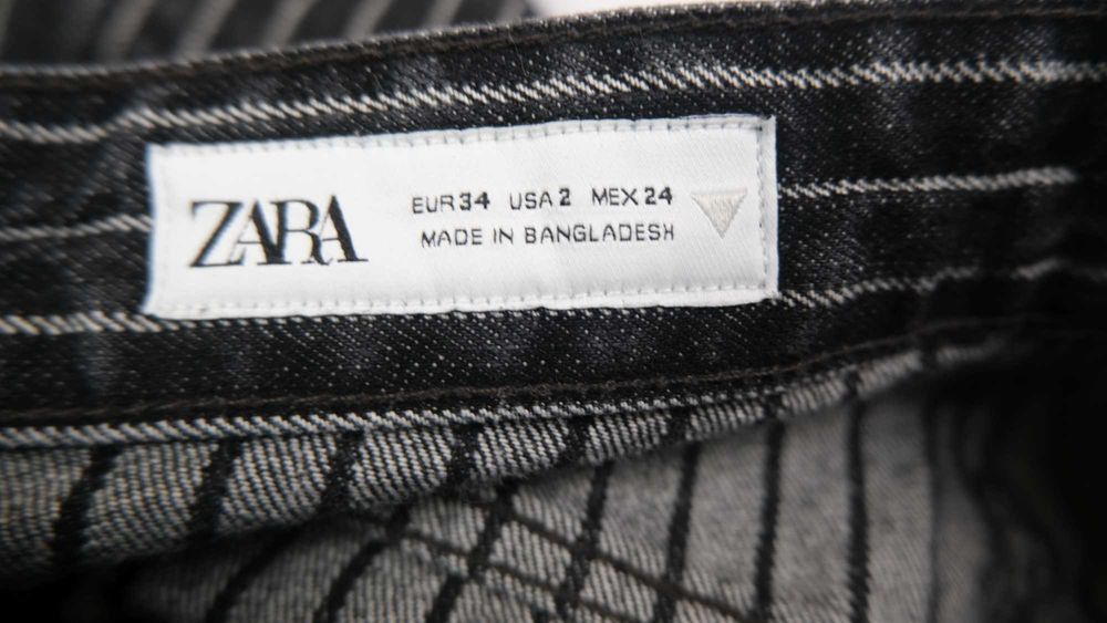Blugi dama cu talie inalta Zara negri cu dungi albe marimea 34 ca NOI