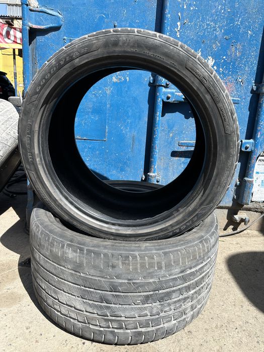 285/35R18 Good Year пара