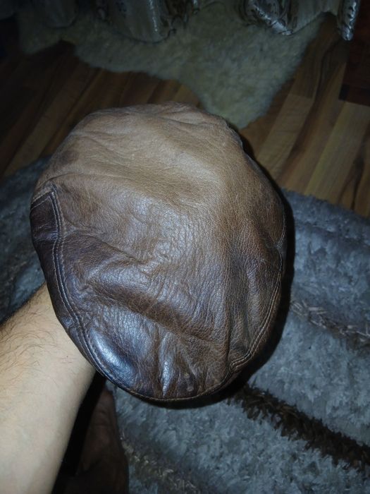 Vănd șapcă de aviator