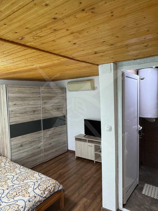 Дава се под наем Къща в Варна, Галата - 25 кв.м за 175 € - Снимка #2