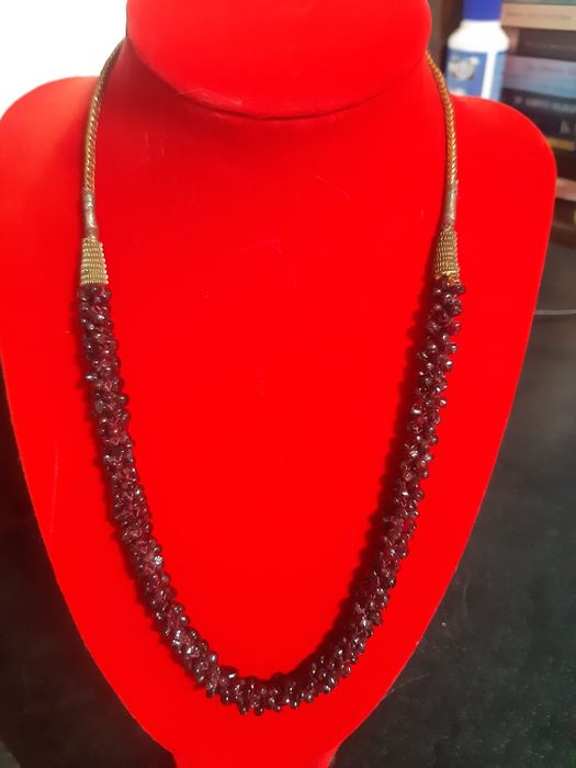 Colier granate  vintingi