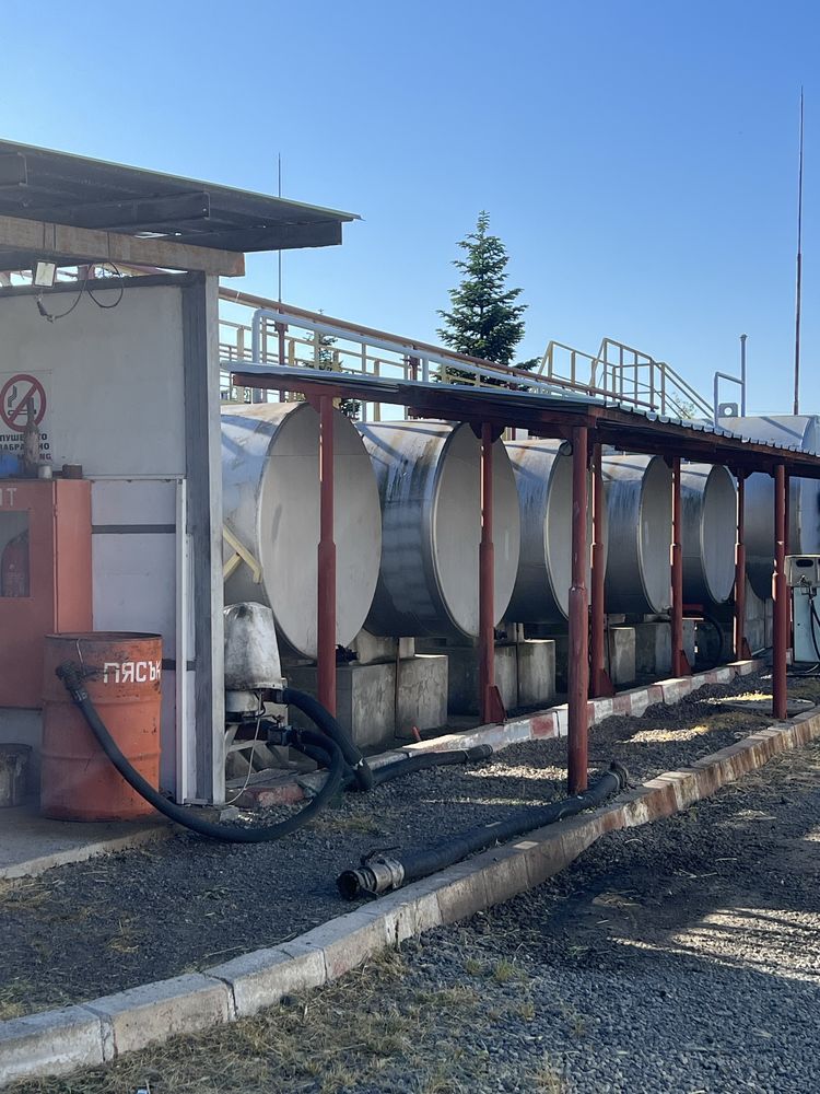 Продава Хранилище за горива
