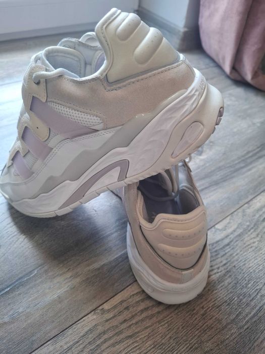 Маратонки Adidas