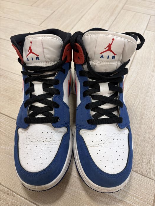 Продам кроссовки Nike