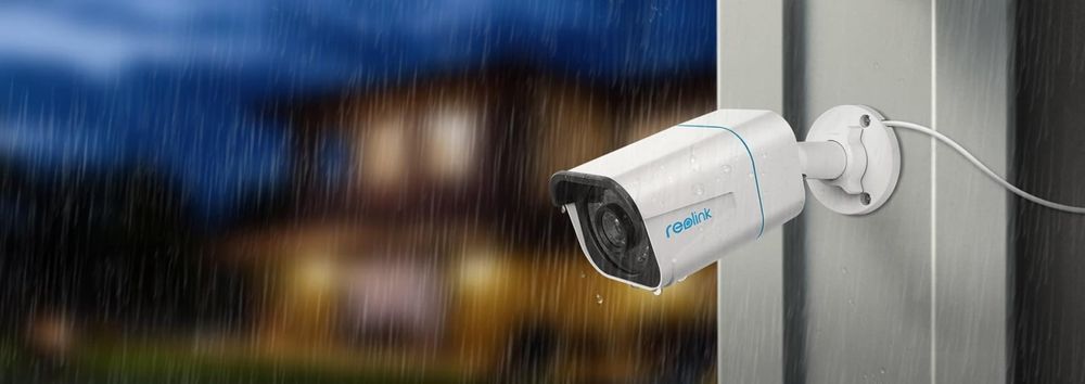 Camera de supraveghere Reolink P330, PoE, rezolutie de 8MP / 4K