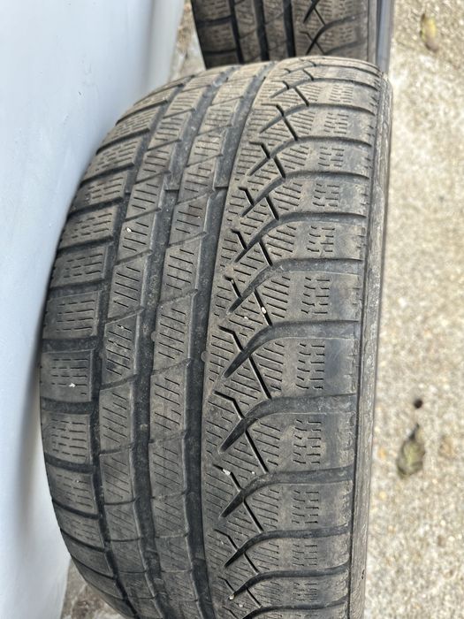 245/40/19 Pirelli PZERO Winter