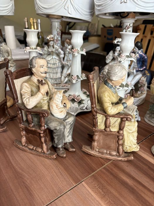 Set bunica și bunicul bibelouri porțelan