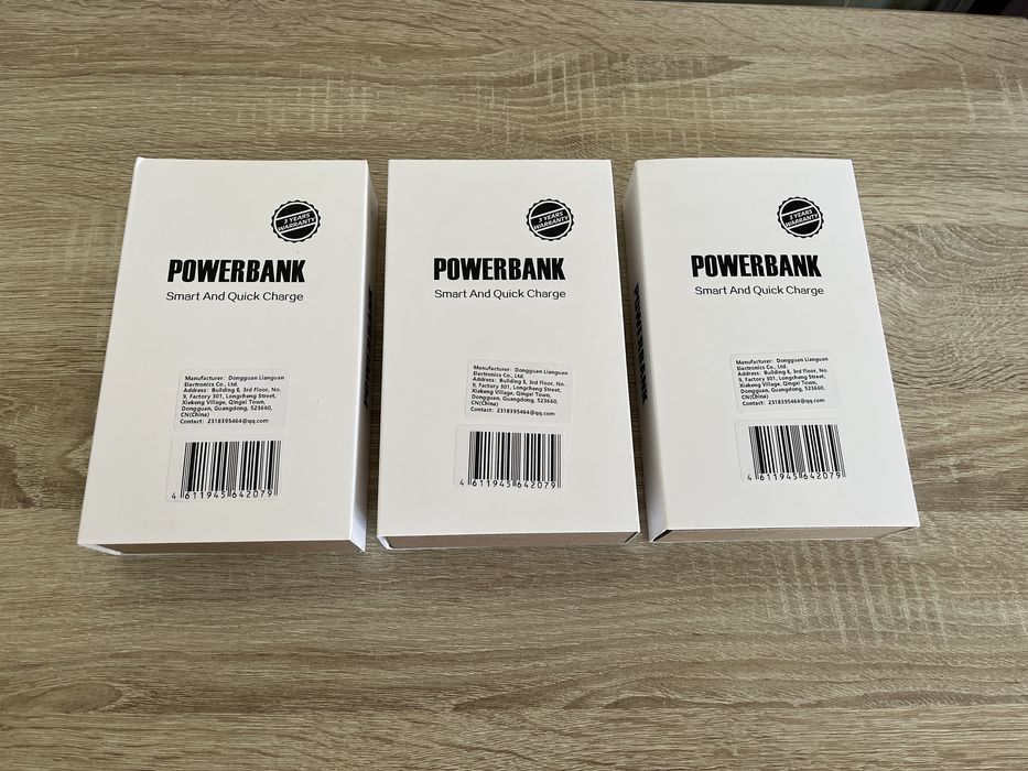 Baterie externa JONKUU, 30000mAh, 4USB/USB-C/Lightening