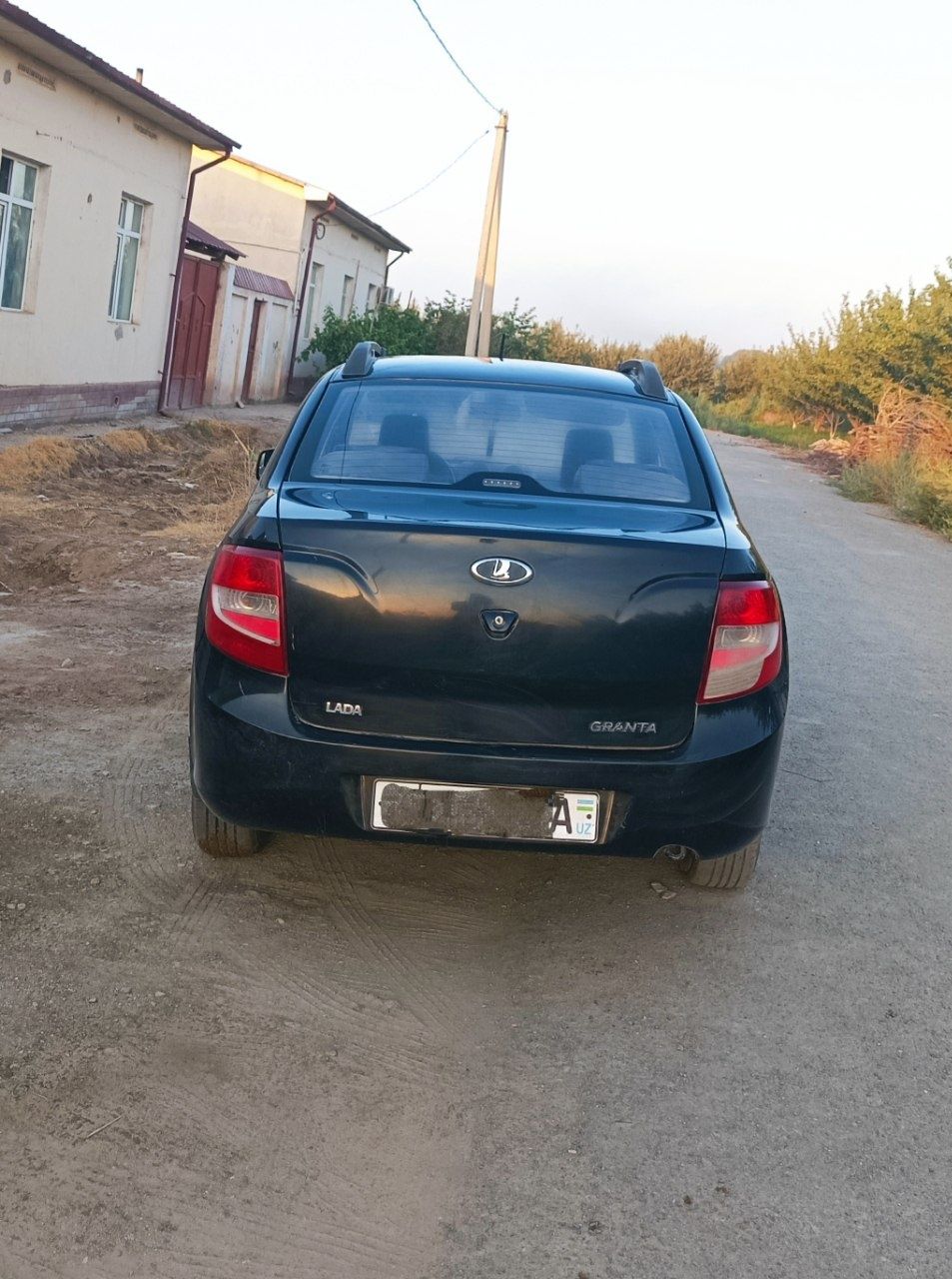 Ваз лада гранта сотилади келишилган нархда