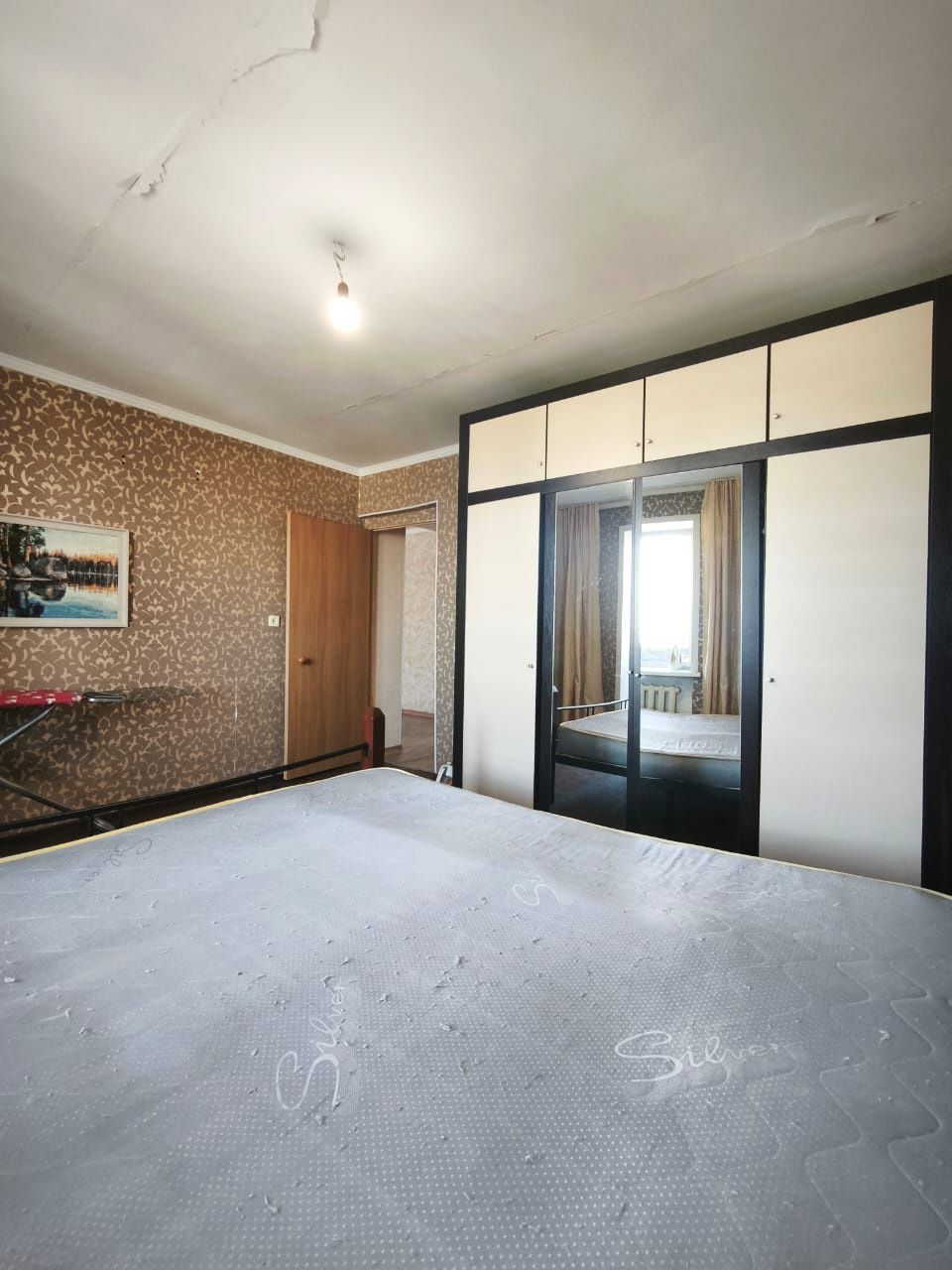 Продам 3-комнатную квартиру 79м.кв. Дом кирпич, две лоджии Жастар 21/2