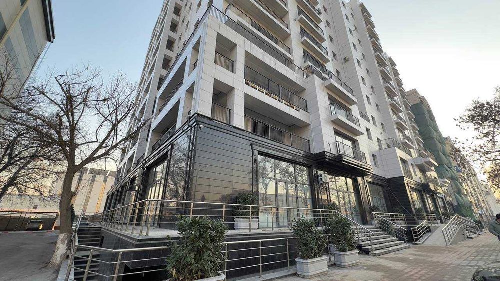 Коммерческое помещение в центре. 150м2 первая линия