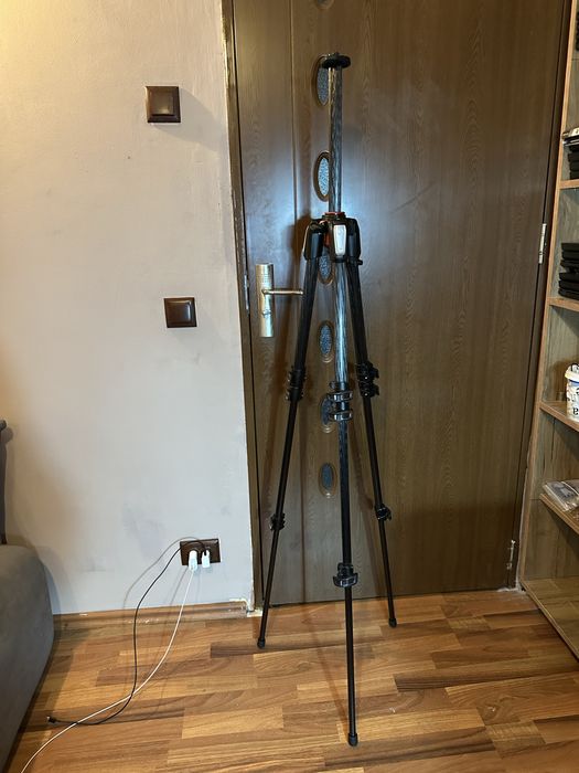 Trepied + cap video MANFROTTO