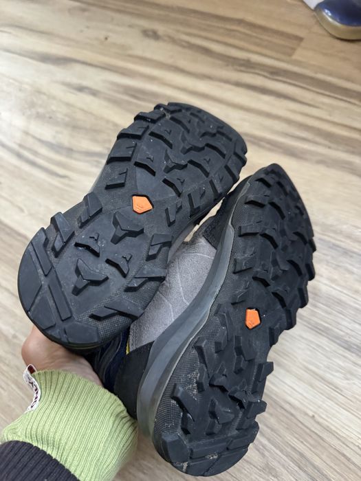 Оригинални детски кожени боти QUECHUA! 32 н