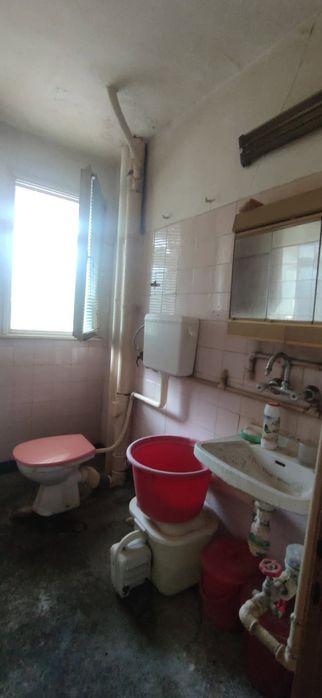 Продавам 3-стаен-спалня,хол,кухня,2тераси