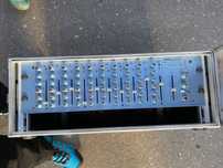 Vând Mixer Alesis Multimix 12R