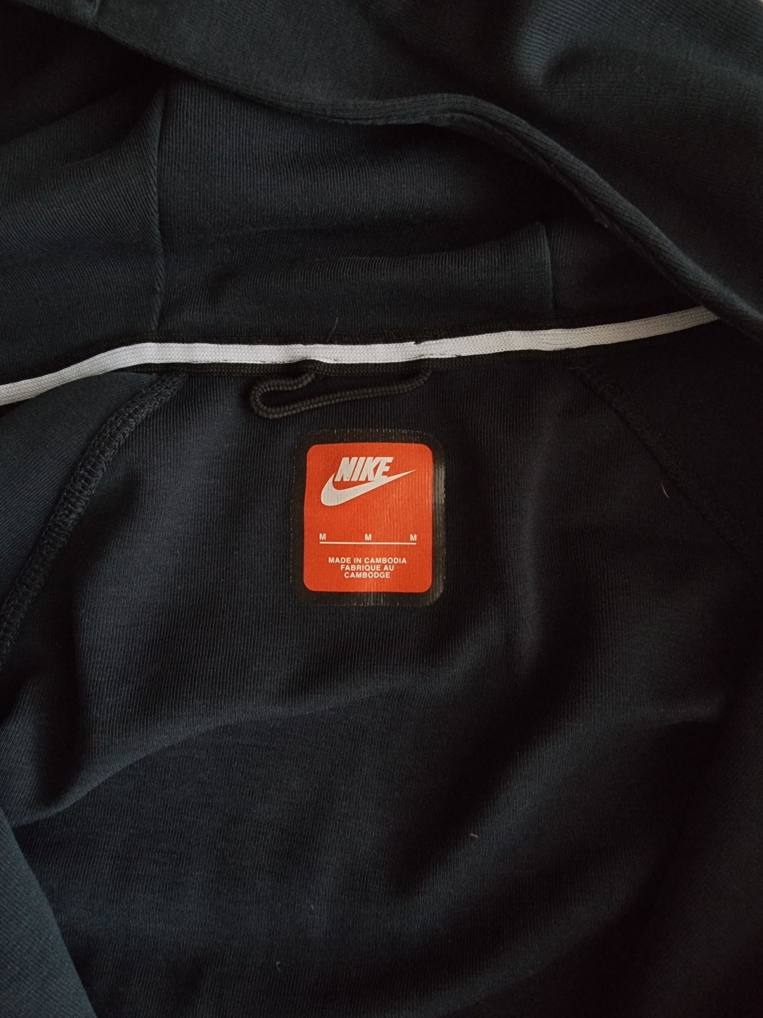 Nike Tech Fleece