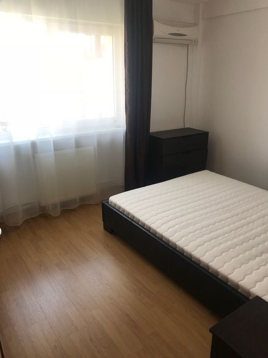 Închiriez apartament 2 camere, semidecomandat complet utilat și mobila