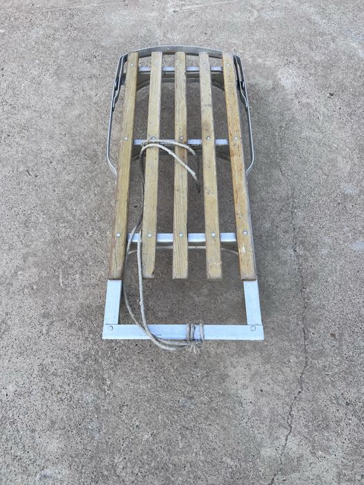 продаётся санки СССР в отличном состоянии