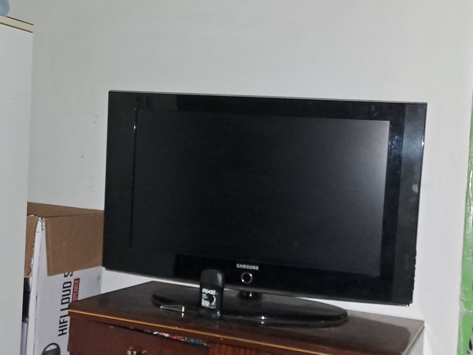 Продам телевизор