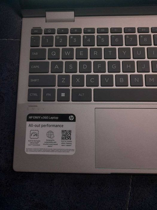 Hp noutbuk sotiladi.