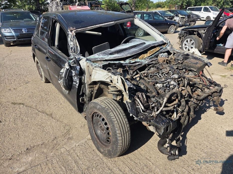 Dezmembrez VOLKSWAGEN GOLF VI 5K1 2009 2.0 TDI CBDC 81KW|110HP