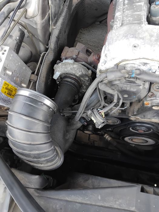 Bara spate,usi,aripi,mercedes e211