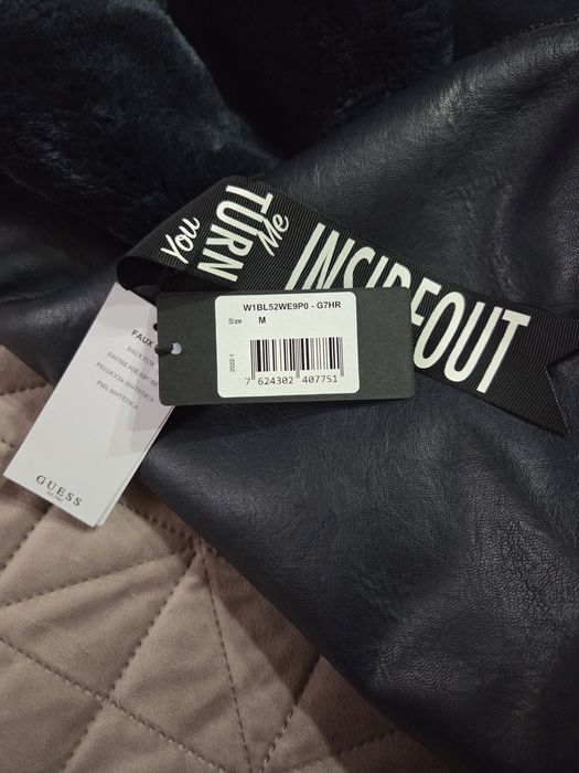 Кожено палто Guess