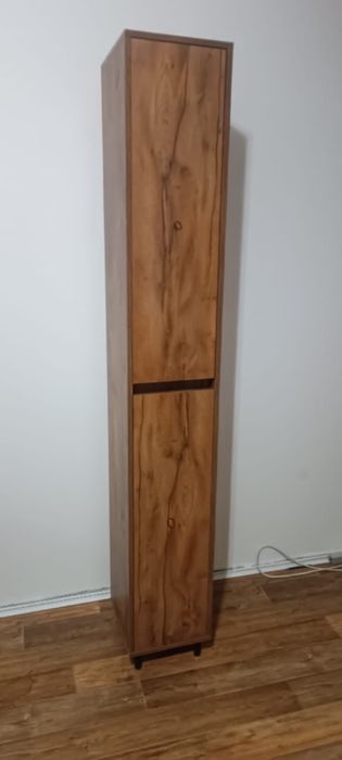 Пенал шкаф в ванную комнату