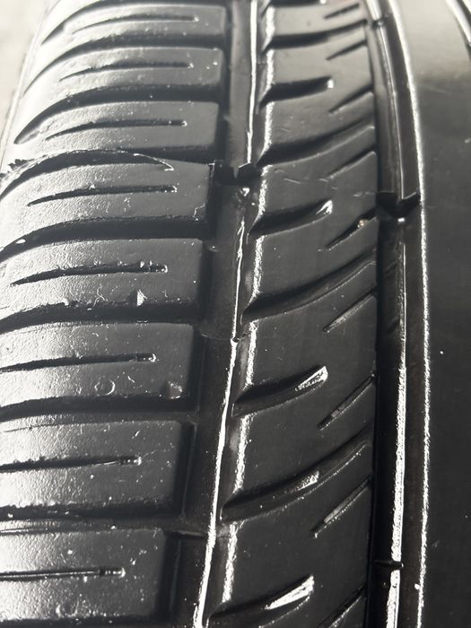 Vand 4 anvelope vara Radburg 225 40 18