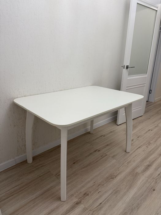 Стол кухонный белый 120см