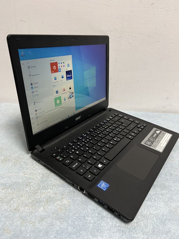 UltraSlim Acer Aspire ES 14-Intel N3050-4Gb-SSd-Wind 10-Ultraportabil