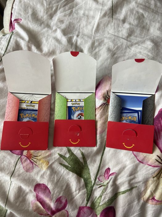 set irezistibil de jucarii Pokémon de la mc