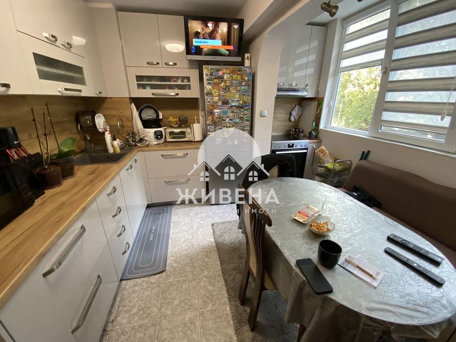 Продава обзаведен 3-стаен апартамент, кв. Трошево, 60 кв.м