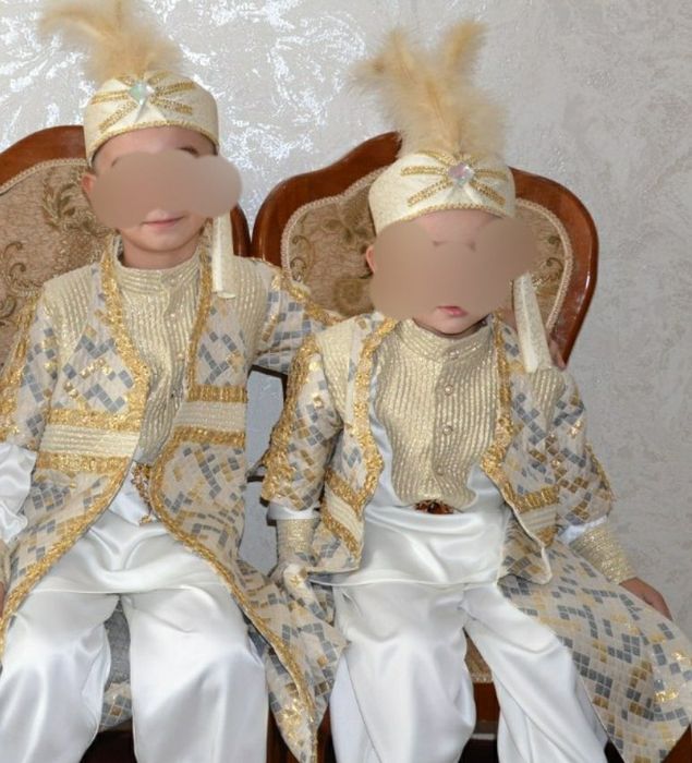 Toy toʻyiga bollarga kiyimlar bor etiklari ham bayramona kiyimlar i