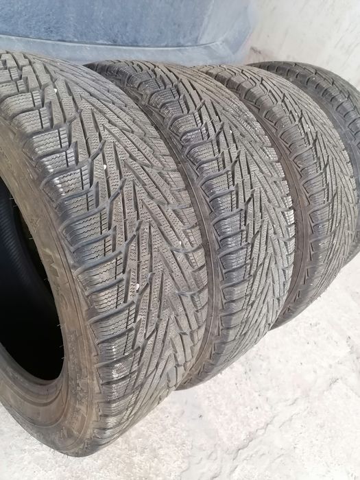 Срочно покрышка сатылады комплект лепучка зимний