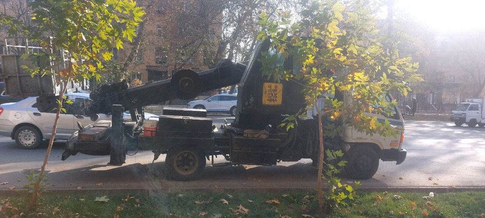 Автовышка 28 метр Hyubdai sotiladi. Holati zor. Ishlab turibdi. 2007