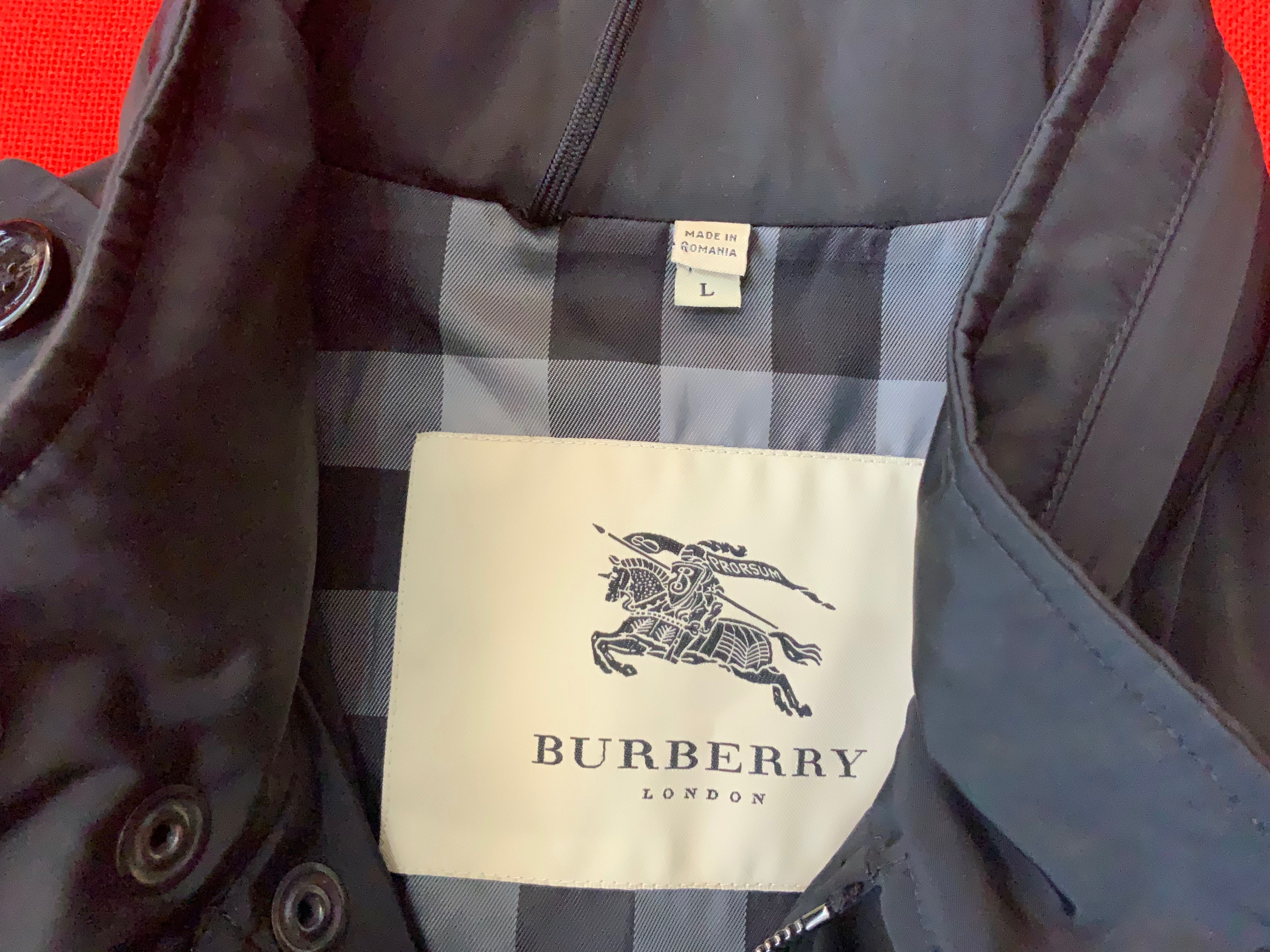 Burberry-оригинално яке,шлифер,размер Л