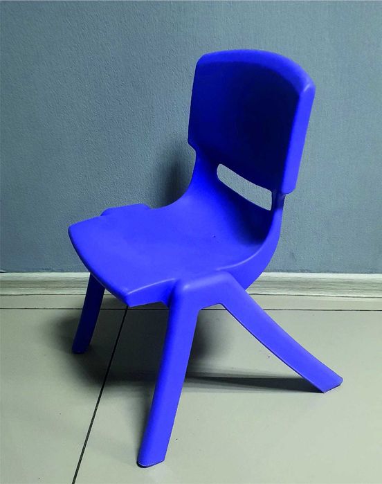 Стул детский пластиковый