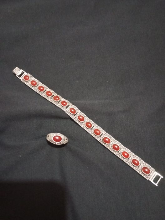 Продаю, Женский Браслет и Кольцо, Серебро 925 пр.с Камнями.