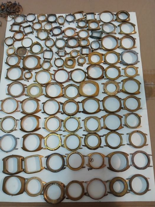 Рамки от руски часовници Вадени