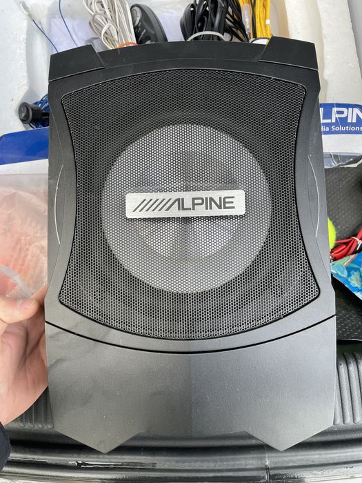 Alpine pwe-v80 активен субуфер
