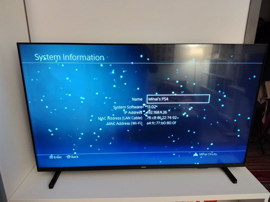 PS4 Pro, 3 gamepad-uri, 2TB SSD, 2 paduri incarcare, repasted, curățat