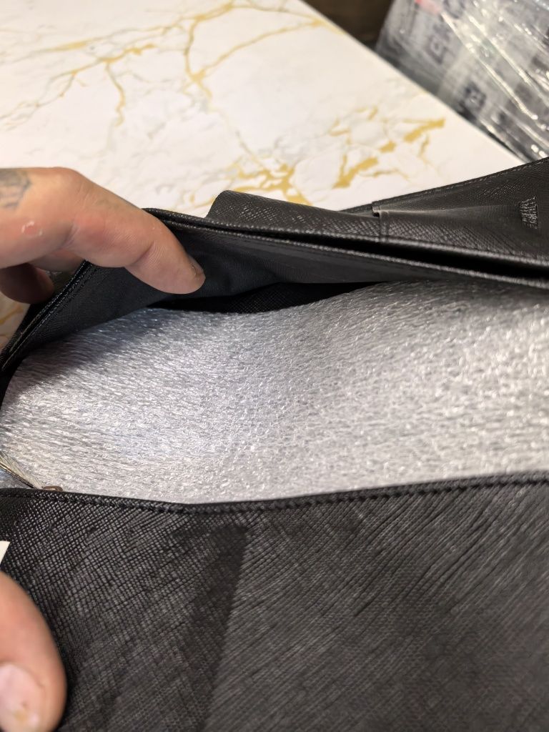 Emporio Armani портфейл