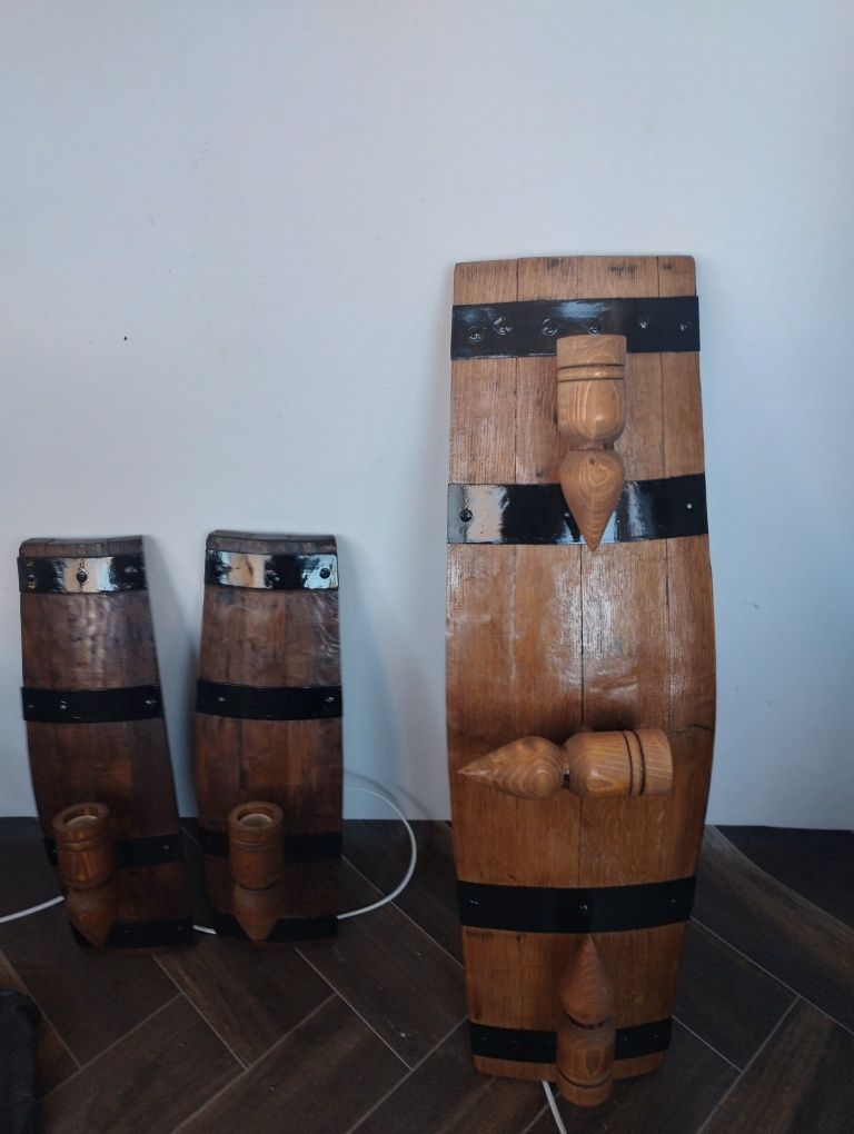 Полилеи изработени от стари автентични бъчви с дървени чашки конуси