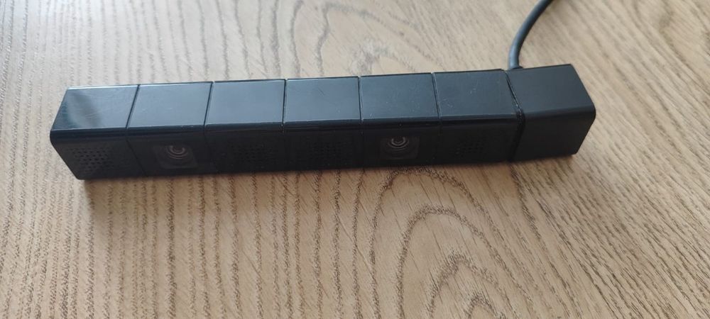 Продам камеру и зарядник от ps4