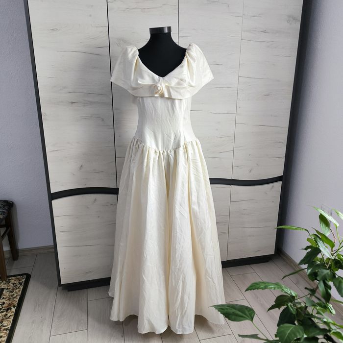 Rochie vintage crem