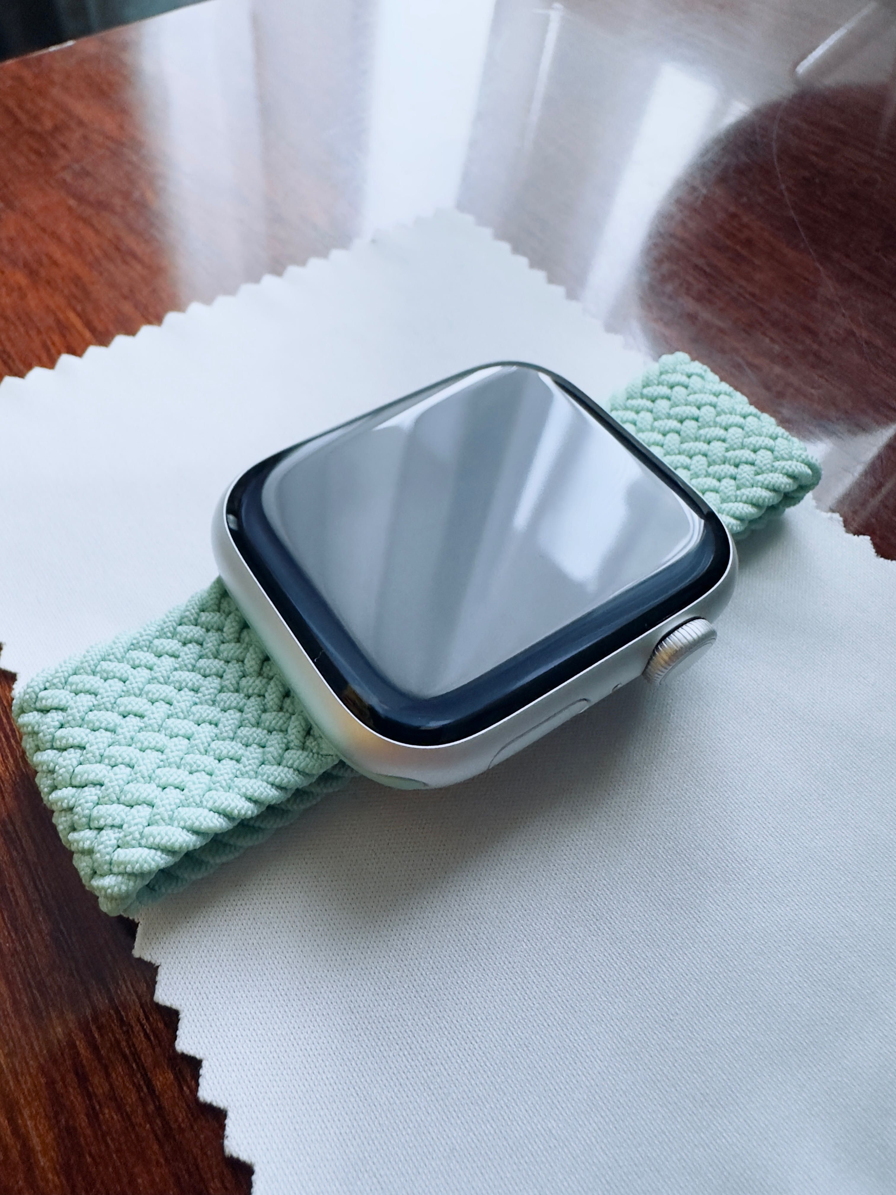 Apple Watch Series 8 GPS 45mm Silver Nou + 3 Brățări + Sticker iPhone