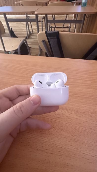 Vand Airpods pro 2 2022 originiale si ingrijite