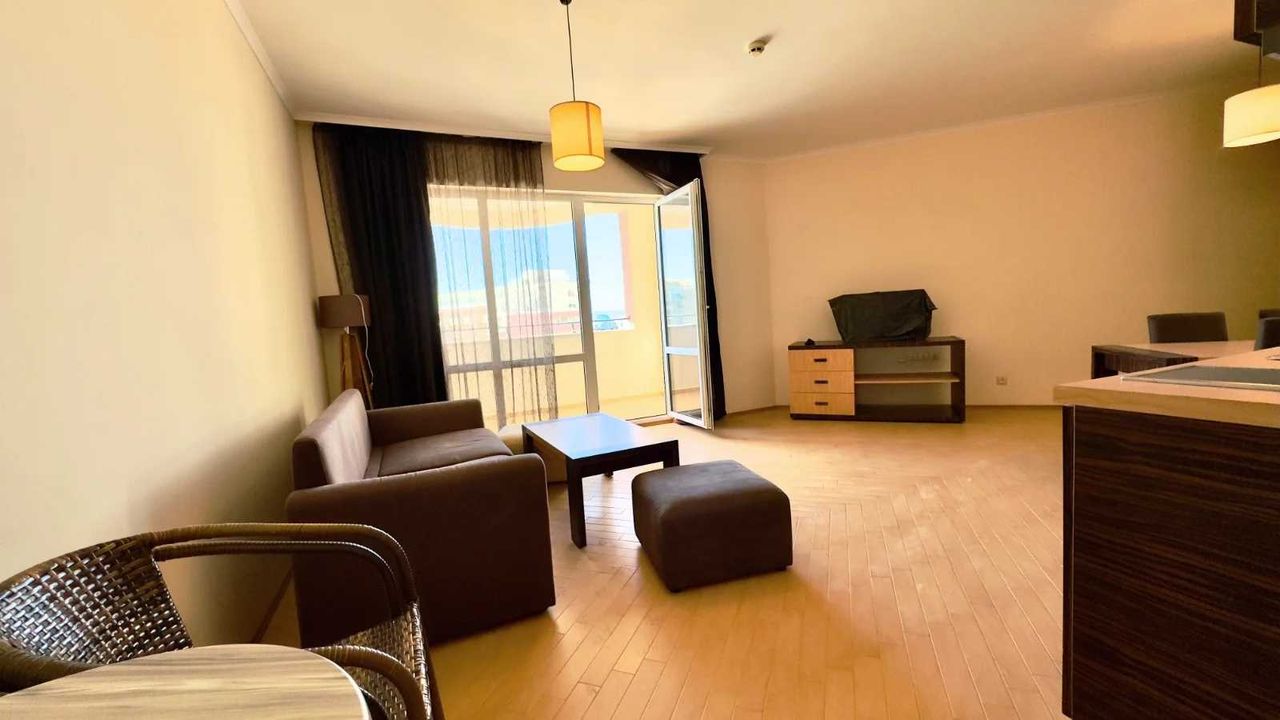 Продава се Двустаен апартамент в к.к. Слънчев бряг - 84 кв.м за 977 €/кв.м - Снимка #4